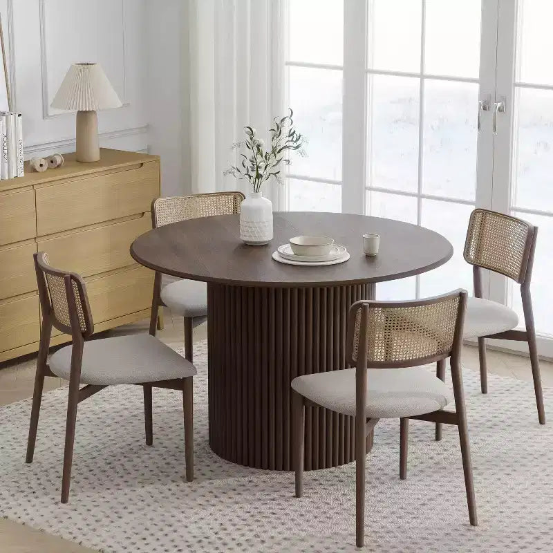 Table de salle à manger ronde en chêne massif de 46" - Pieds en rotin, 4 places